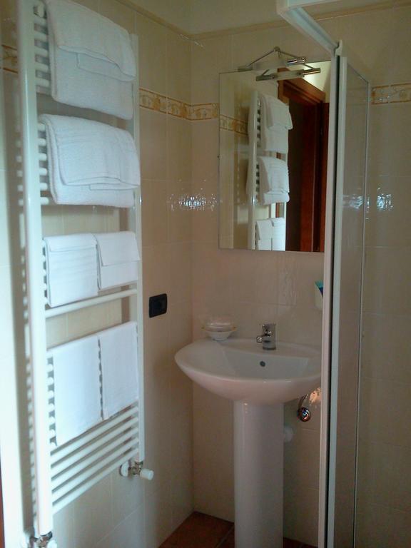 Albergo Al Portico Azzano Decimo Phòng bức ảnh